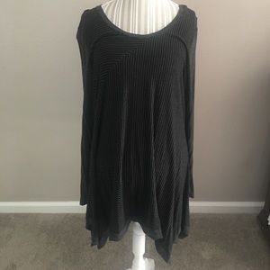 Gray and Black striped tunic. Good condition.